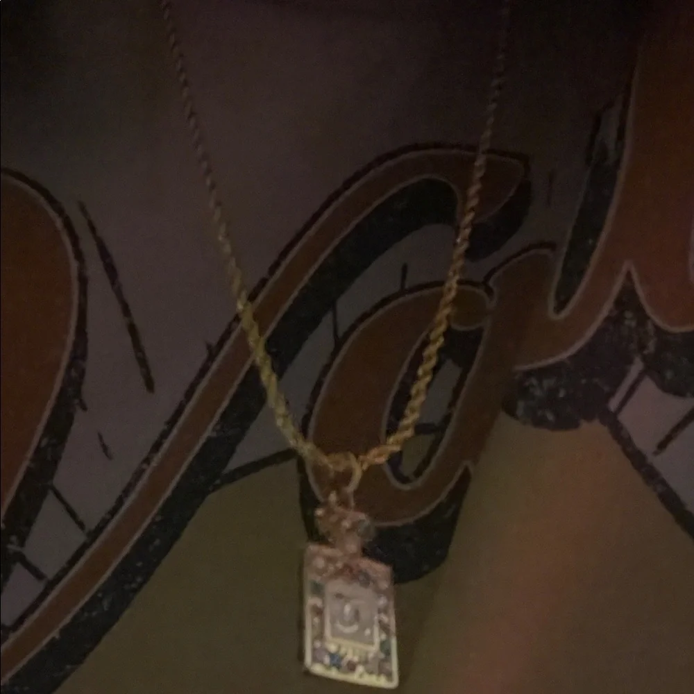 Upcycled Chanel zipper charm necklace - Picture 13 of 17